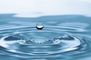 gota de agua bajo consumo energía